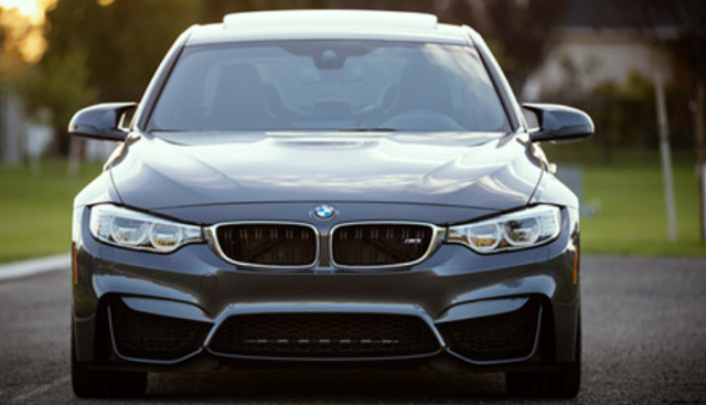 一辆宝马正常寿命多少年(一辆宝马的寿命是多久)