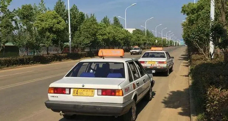 初学者考什么驾照比较好(初学者买什么车)