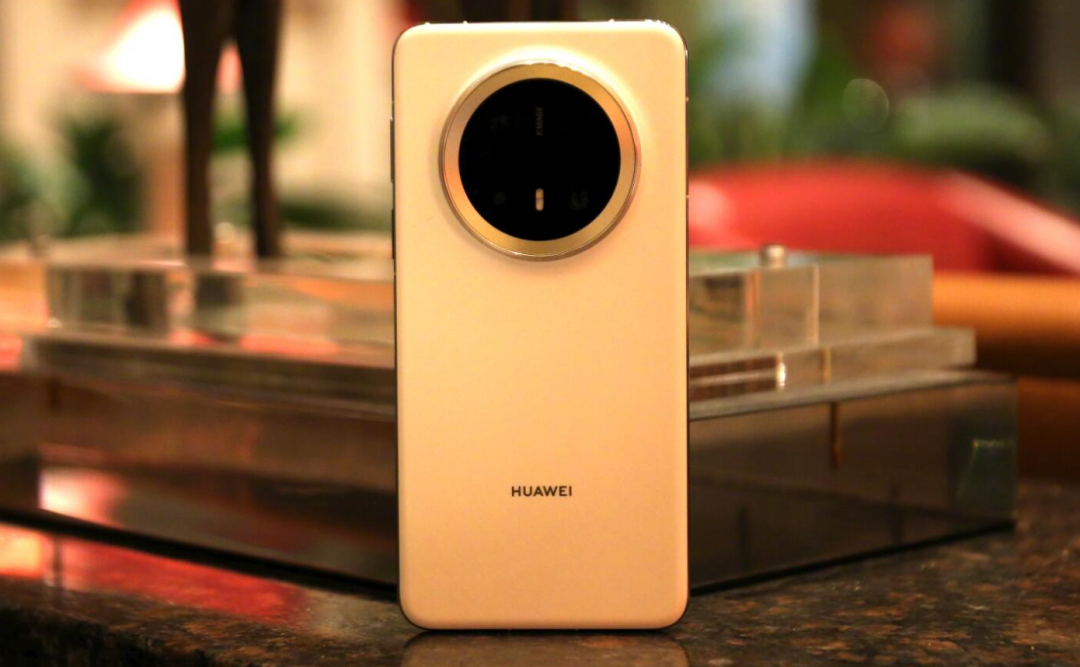 2024“最值得”入手的3款华为旗舰手机插图5 图片