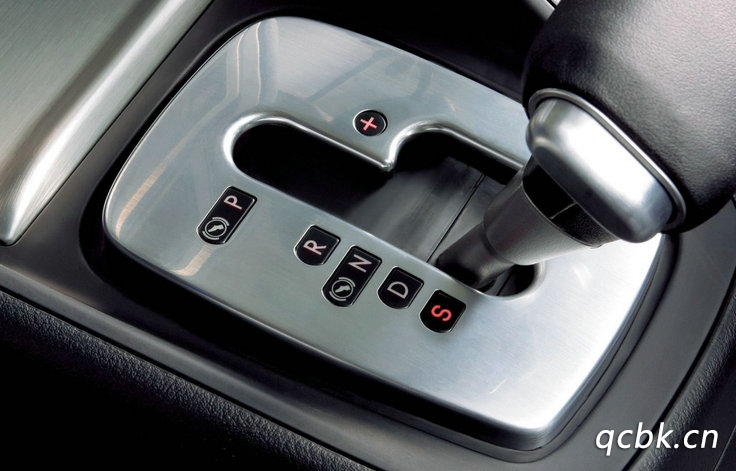 手自一体的手动挡如何挂档(手自一体的手动档位对应速度)