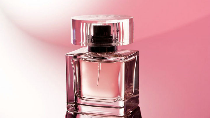 车用香水哪一种最香最好闻(车用香水哪一种最香最好闻最清香)