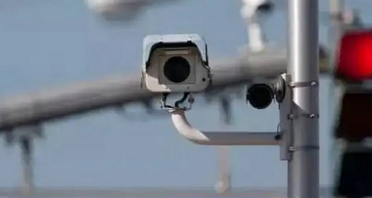 电子眼抓拍违章几天能查出来(电子眼抓拍违章处理时间有限制吗)