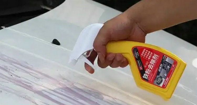 白车太久没洗出现黑斑洗不掉怎么办(白车太久没洗出现黑斑洗不掉)