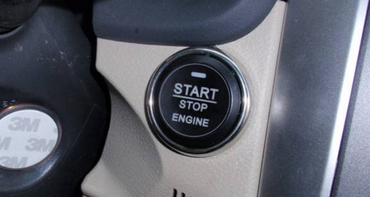 自动挡如何打火启动(自动挡如何打火发动汽车)插图