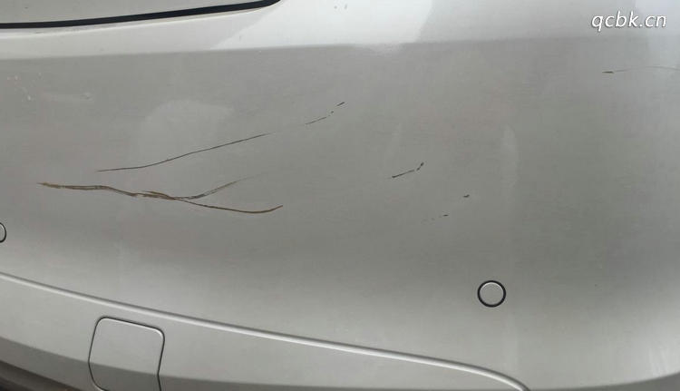 车漆轻微划痕抛光能修复么(车漆 轻微划痕)