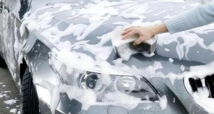 车漆老化开裂脱层怎么处理(车漆老化开裂脱落)