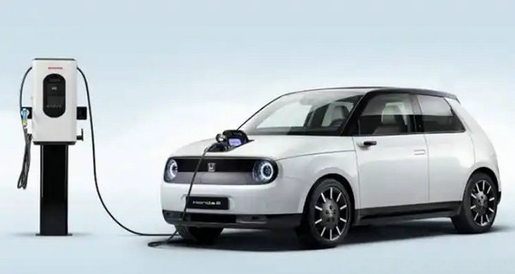 新能源汽车充电充满好还是不充满好(新能源汽车充电先插枪还是先插电)