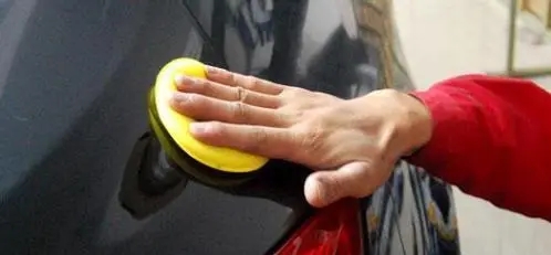 汽车打蜡多少钱合适(汽车打蜡多少钱一台车)插图 汽车打蜡多少钱合适