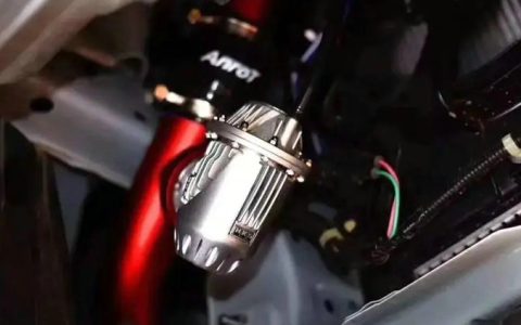 汽车泄压阀在哪个位置(汽车泄压阀在哪里图片)