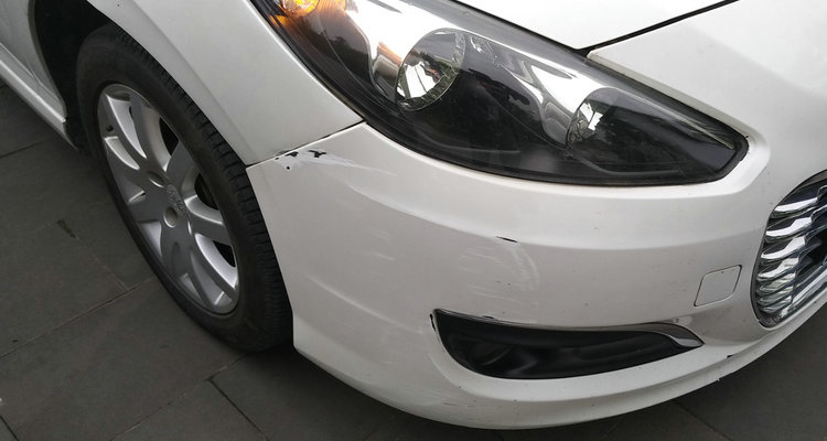 车门喷漆后色差明显怎么办(车门喷漆后色差明显吗)