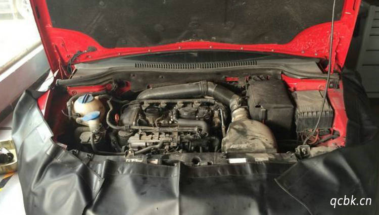 汽车烧机油是什么意思(汽车烧机油是什么颜色)