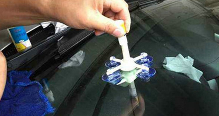 车玻璃有划痕怎么处理(车玻璃有划痕怎么修复)插图 车玻璃有划痕怎么处理(车玻璃有划痕怎么修复)插图