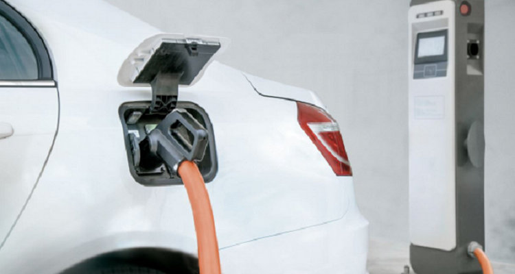 新能源汽车快充好还是慢充好(新能源汽车快充伤电池吗)插图