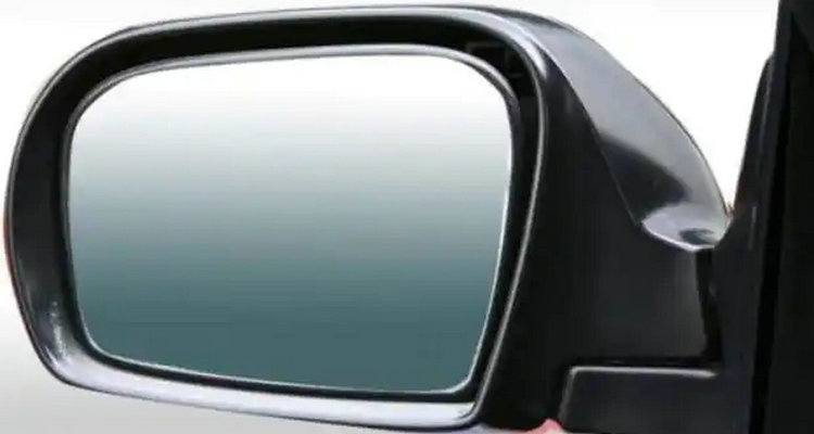 新手看后视镜简单的方法(新手司机看懂后视镜)插图