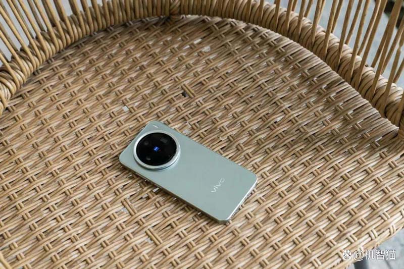 哪个是你的梦中情机? 2024年上百款机型测评中推荐这10款年度手机插图8