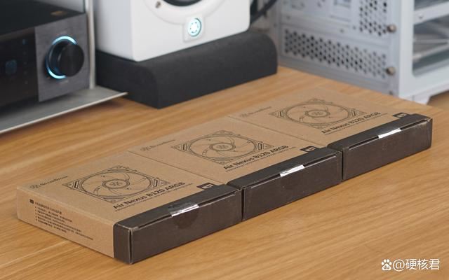 高颜值高性能积木风扇推荐! 银昕Air Nexus B120 ARGB风扇体验测评插图1