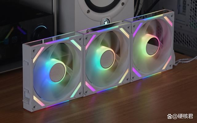 高颜值高性能积木风扇推荐! 银昕Air Nexus B120 ARGB风扇体验测评插图12