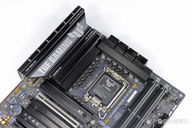 酷睿Ultra 200S新座驾！华硕B860重炮手WIFI主板测评插图5