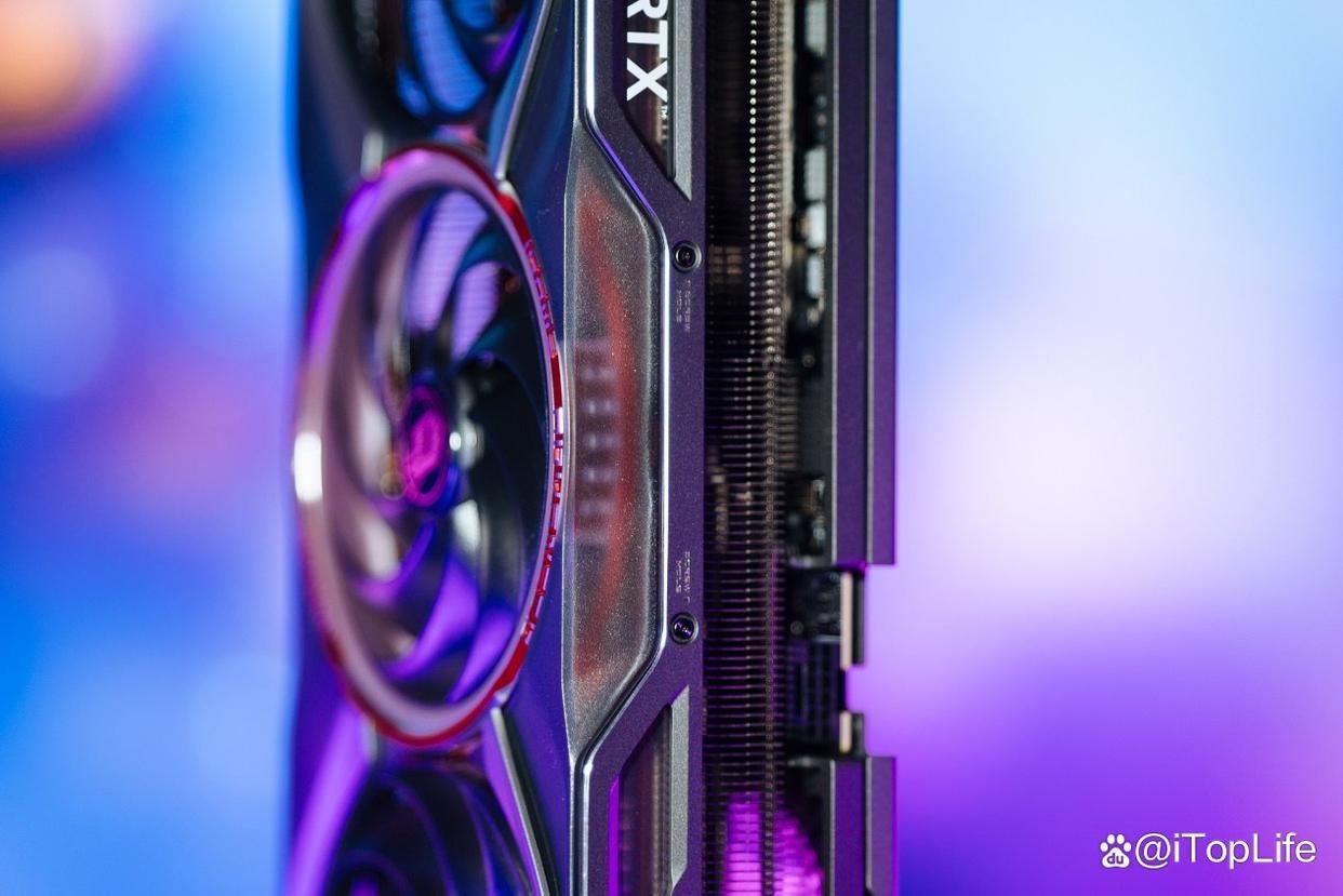 七彩虹首张RTX 50系显卡! iGame GeForce RTX 5090 D Advanced 32GB开箱插图10 七彩虹首张RTX 50系显卡! iGame GeForce RTX 5090 D Advanced 32GB开箱插图10