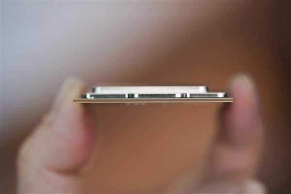 特供版又来了! 酷睿Ultra 5 230F小黑盒处理器图赏插图5