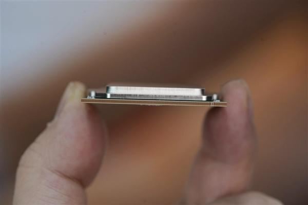 特供版又来了! 酷睿Ultra 5 230F小黑盒处理器图赏插图12