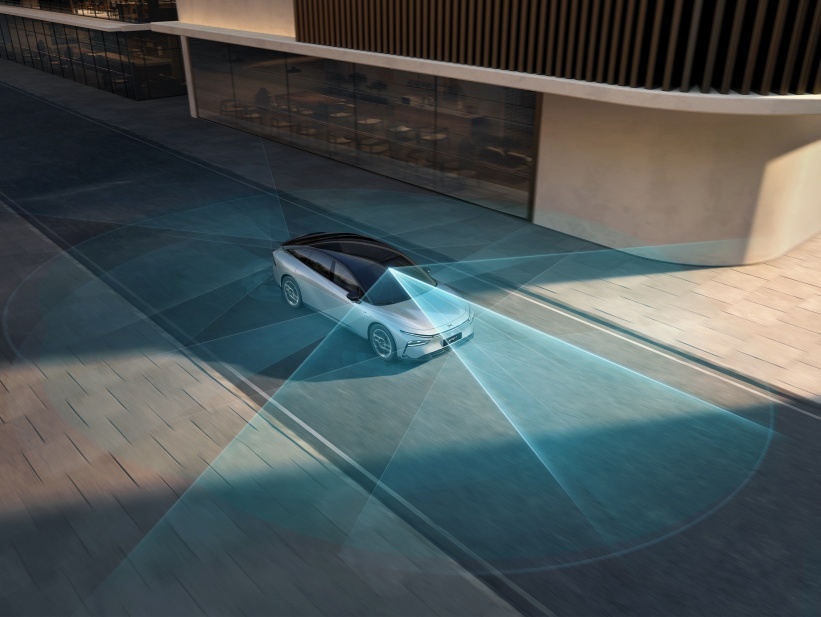 新能源轿车最优选 小鹏P7+18.68万元起售插图4