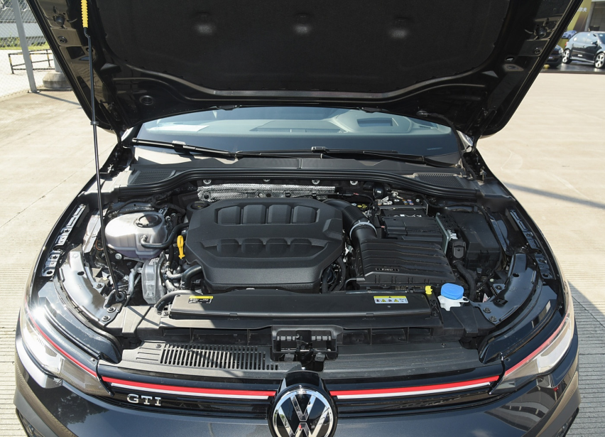 经典钢炮改款，新款大众高尔夫GTI将于11月30日上市，更加运动！