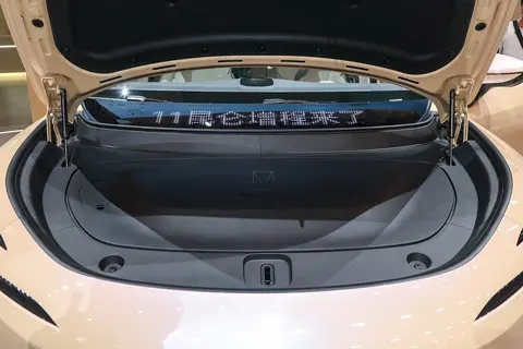 增程版可选！新款阿维塔11将于12月2日上市，29.99万起多项权益！