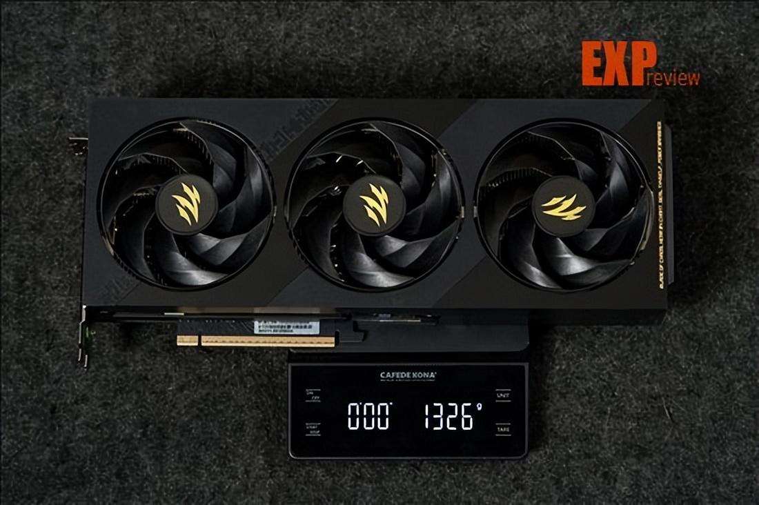 黑金设计搭配 DLSS 4! 影驰GeForce RTX 5080魔刃显卡评测插图5