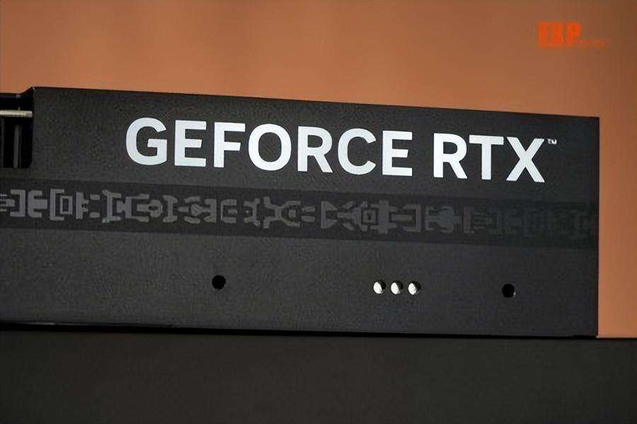 黑金设计搭配 DLSS 4! 影驰GeForce RTX 5080魔刃显卡评测插图11