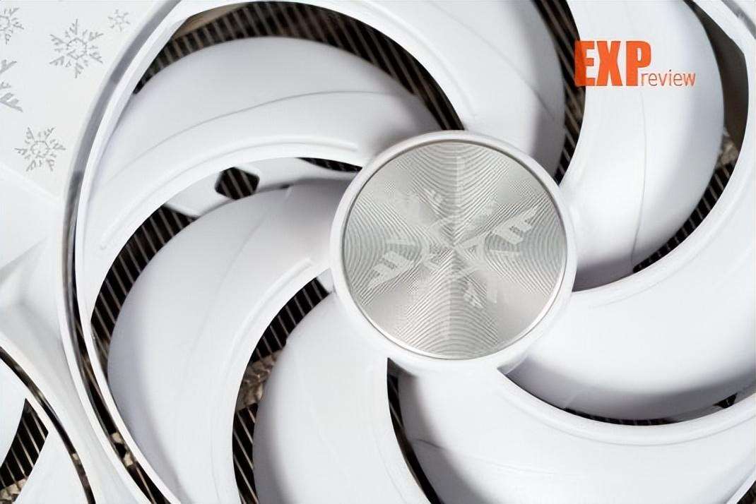 性能更强 功耗更高! GeForce RTX 5090 D显卡天梯榜首测插图26