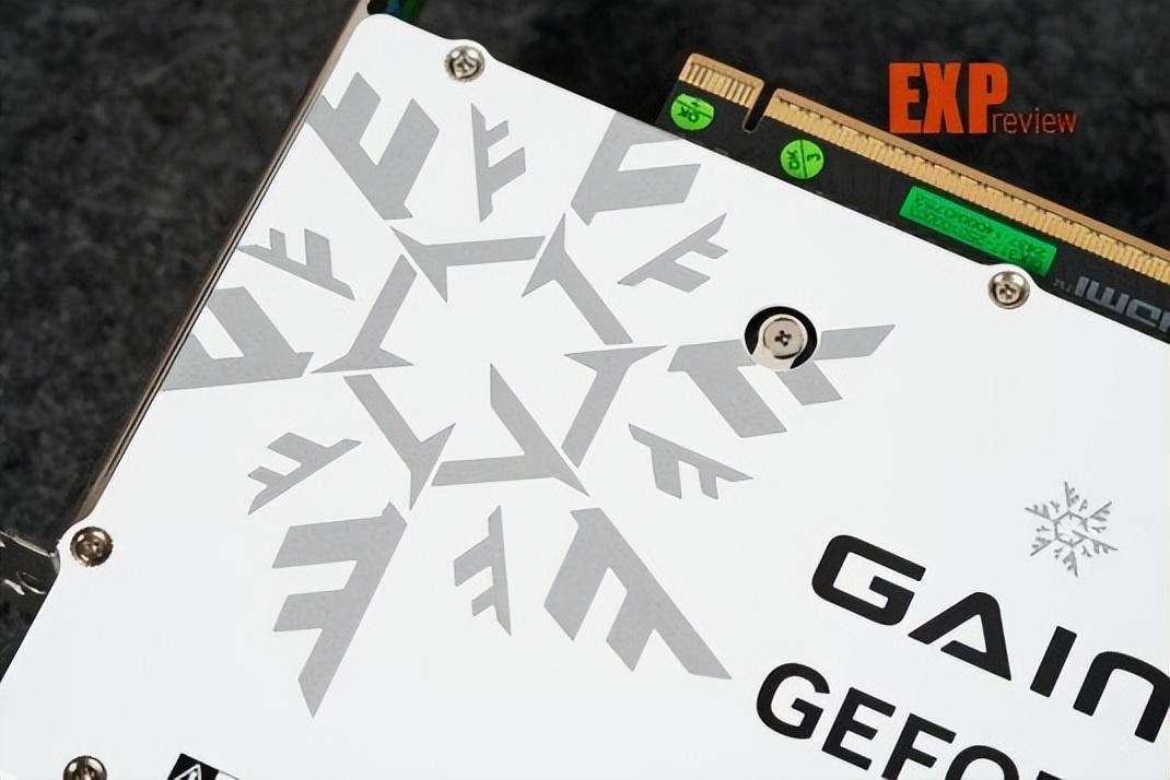 性能更强 功耗更高! GeForce RTX 5090 D显卡天梯榜首测插图32