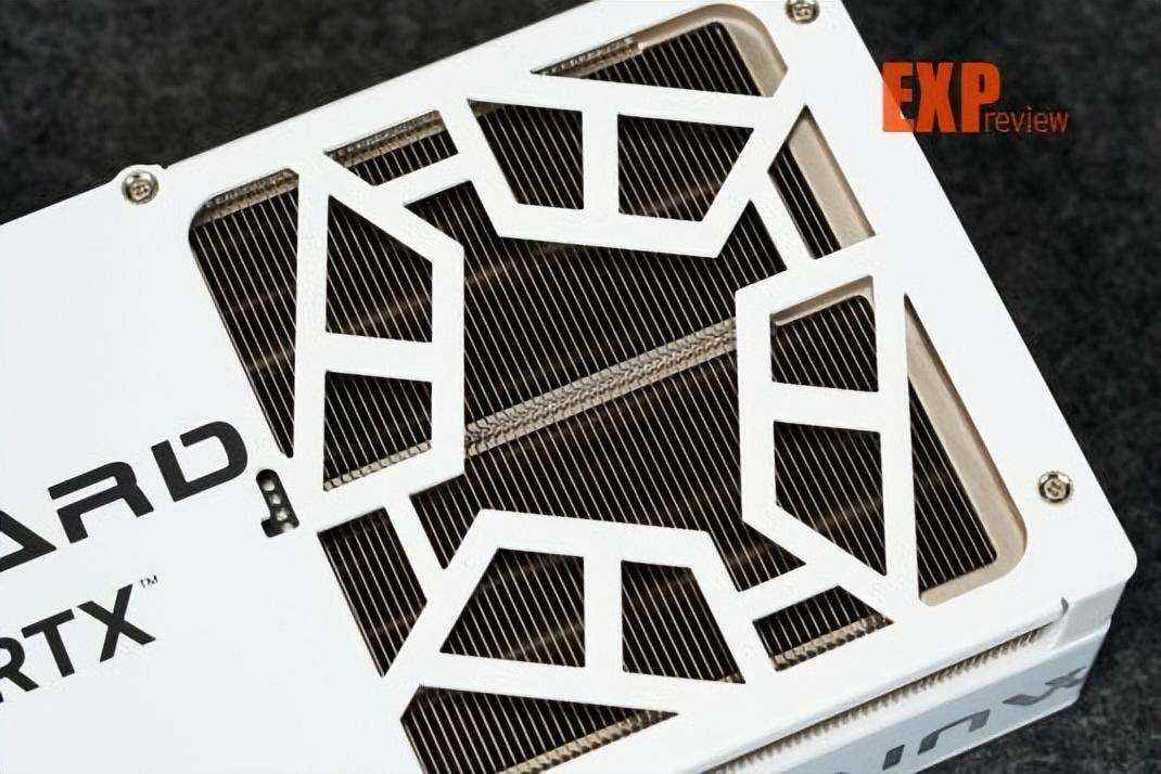 性能更强 功耗更高! GeForce RTX 5090 D显卡天梯榜首测插图34