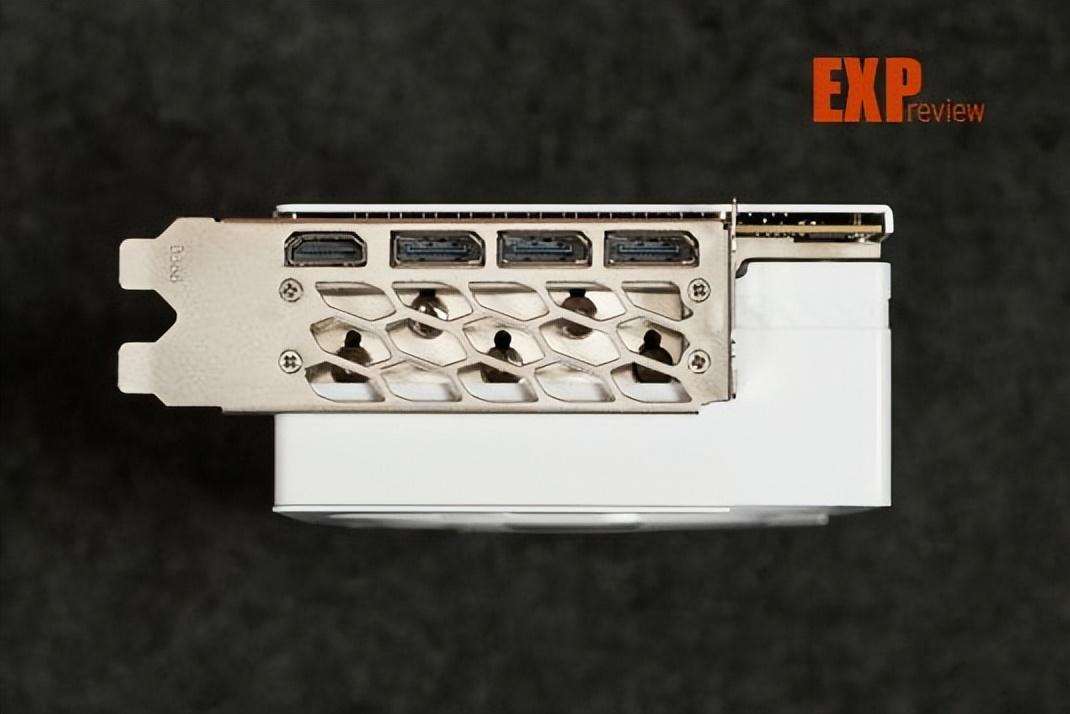 性能更强 功耗更高! GeForce RTX 5090 D显卡天梯榜首测插图40