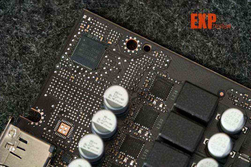 性能更强 功耗更高! GeForce RTX 5090 D显卡天梯榜首测插图47