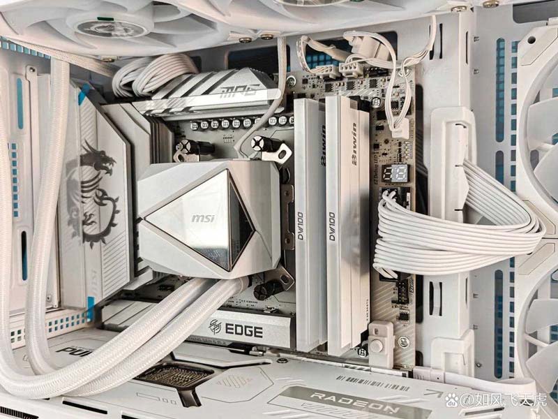 纯白主板赛道的有力竞争者! 微星MPG B850 EDGE TI WIFI刀锋钛主板测评插图6