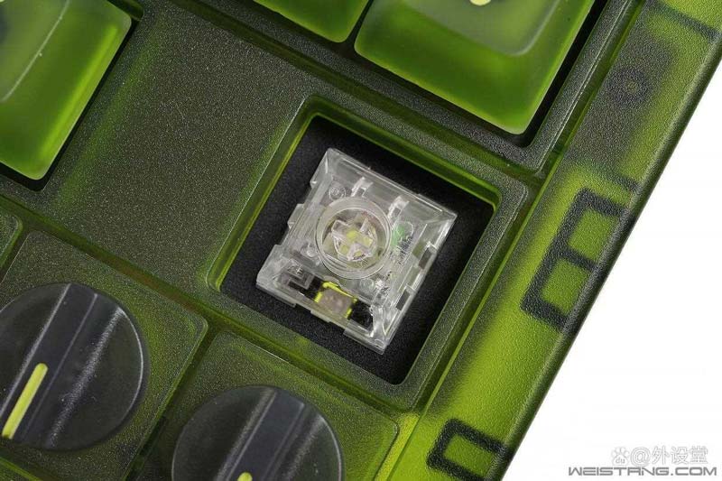 复古与科技的碰撞! 八位堂 Retro 87X 三模无线机械键盘详细评测插图47