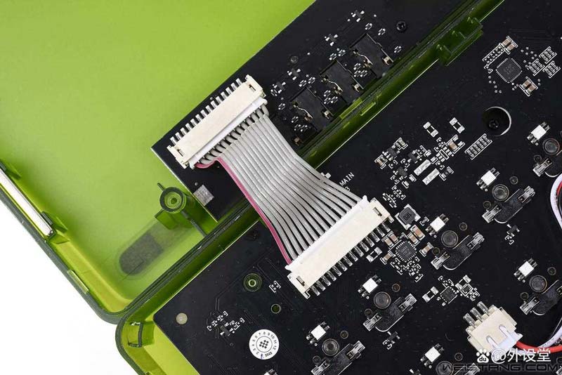 复古与科技的碰撞! 八位堂 Retro 87X 三模无线机械键盘详细评测插图51