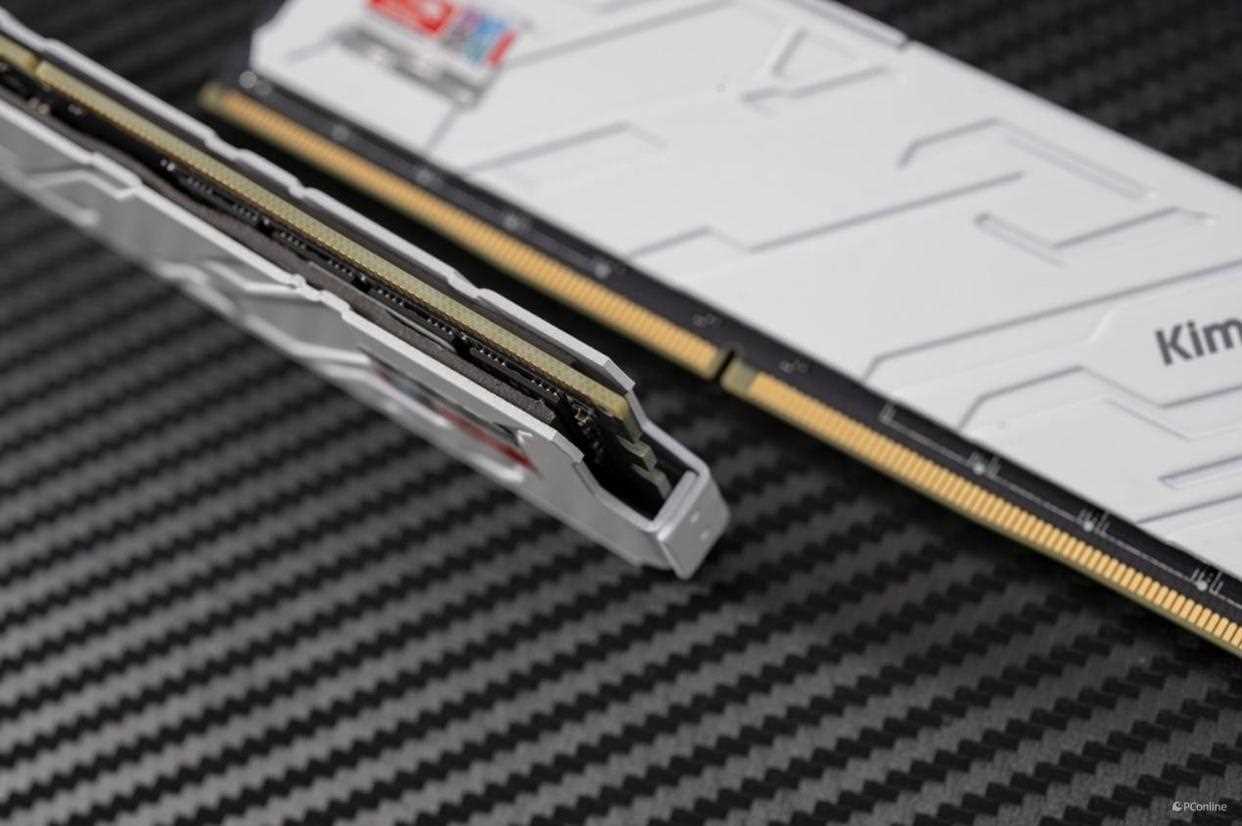 硬件玩家心中的白月光! 金泰克白月光DDR5内存条测评插图9 硬件玩家心中的白月光! 金泰克白月光DDR5内存条测评插图9