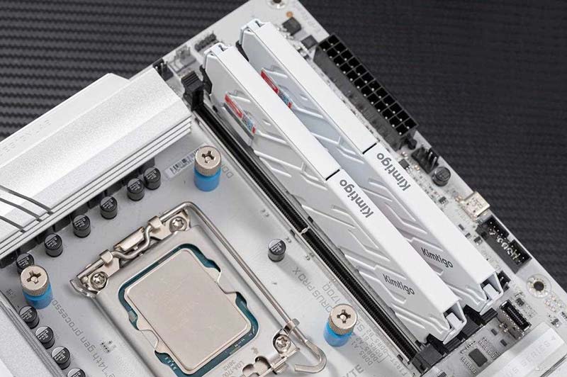 硬件玩家心中的白月光! 金泰克白月光DDR5内存条测评插图11 硬件玩家心中的白月光! 金泰克白月光DDR5内存条测评插图11