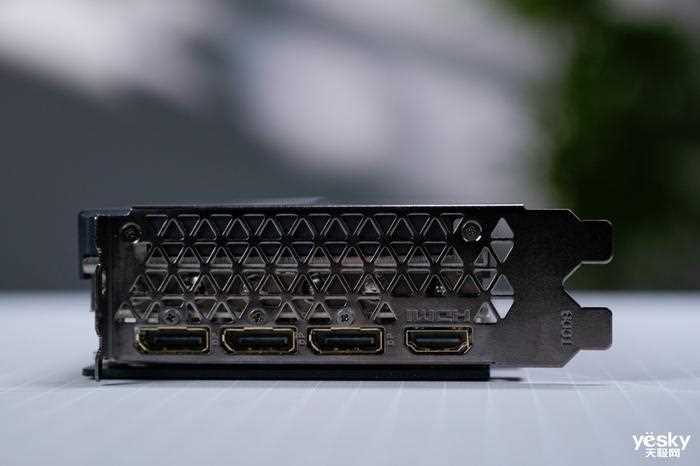 双槽设计 炸裂性能! 映众RTX 5070 Ti曜夜X3 16GB显卡全面评测插图7 双槽设计 炸裂性能! 映众RTX 5070 Ti曜夜X3 16GB显卡全面评测插图7