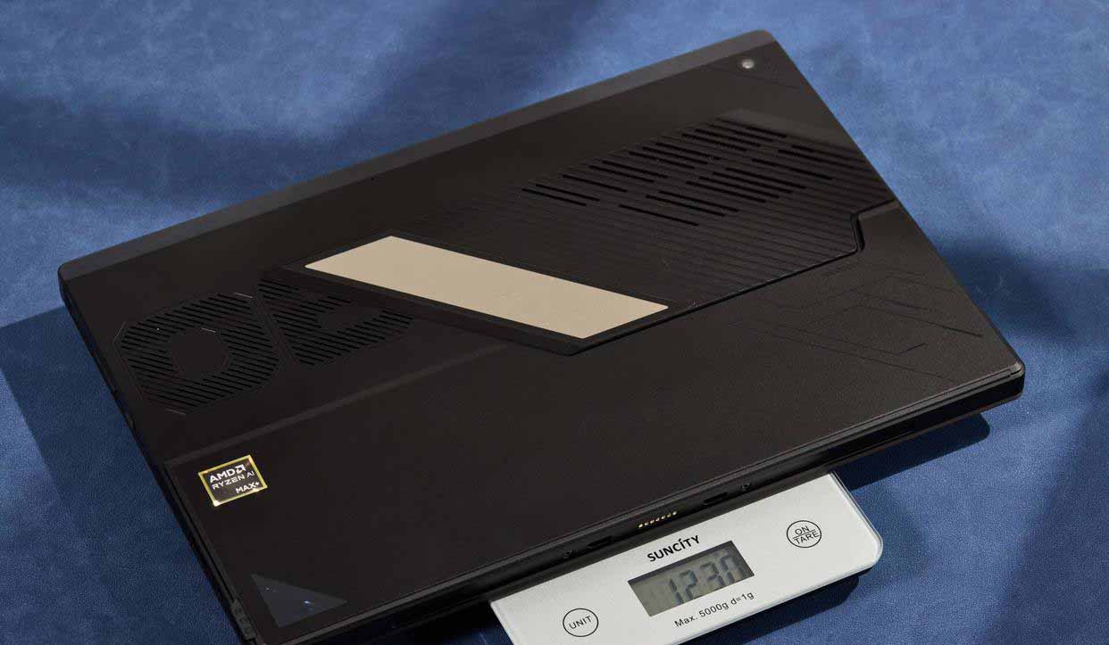 性能媲美4060的核显本? ROG 幻 X 2025游戏本全面测评插图16 性能媲美4060的核显本? ROG 幻 X 2025游戏本全面测评插图16