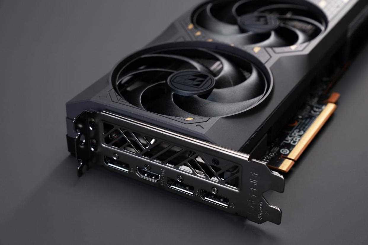 蓝宝石Radeon RX 7650 GRE黑钻版首发测评:1080P全高畅玩3A大作插图6 蓝宝石Radeon RX 7650 GRE黑钻版首发测评:1080P全高畅玩3A大作插图6