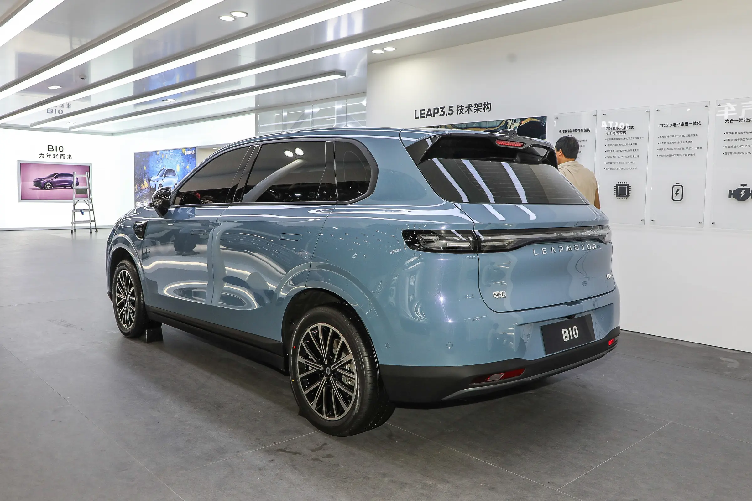 理想L6平替？聚焦10-15万元市场，零跑B10将于3月10日开启预售插图4