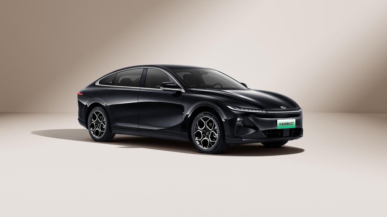 15万级新能源全能选手 长安启源A07蓝鲸增程版与纯电版上市插图2 15万级新能源全能选手 长安启源A07蓝鲸增程版与纯电版上市插图2