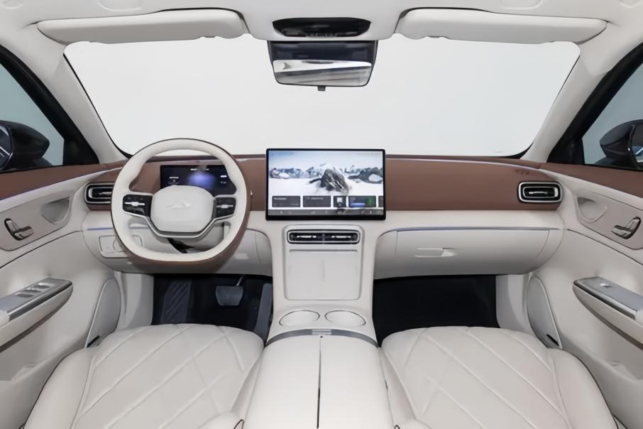 官方运动套件年轻人买账?奇瑞风云A9运动版曝光,有JDM内味了?插图2 官方运动套件年轻人买账?奇瑞风云A9运动版曝光,有JDM内味了?插图2