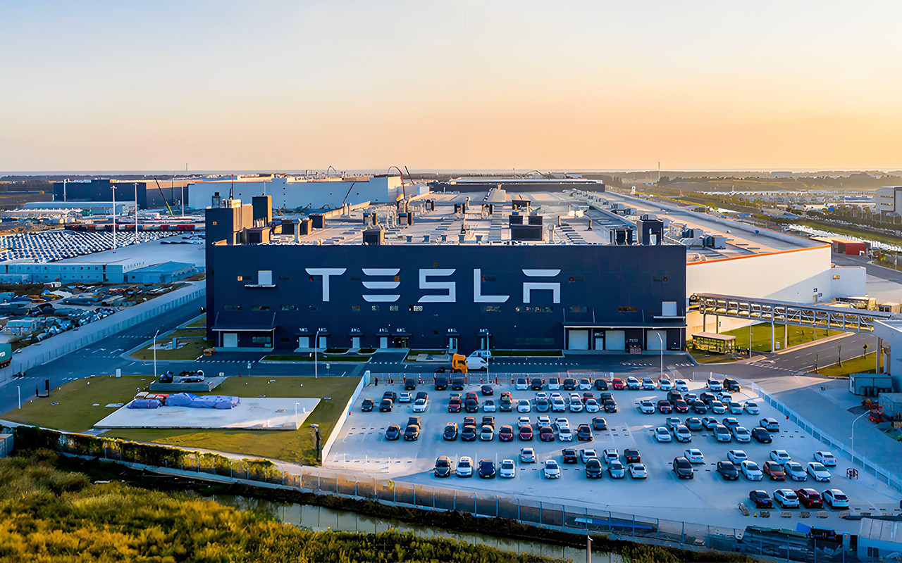 特斯拉第二座超级工厂再落户上海!这是又要干票大的?插图 特斯拉第二座超级工厂再落户上海!这是又要干票大的?插图