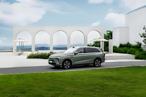 奇瑞星途揽月C-DM与魏牌蓝山:自主高端混动SUV的蛇年第一战插图8 奇瑞星途揽月C-DM与魏牌蓝山:自主高端混动SUV的蛇年第一战