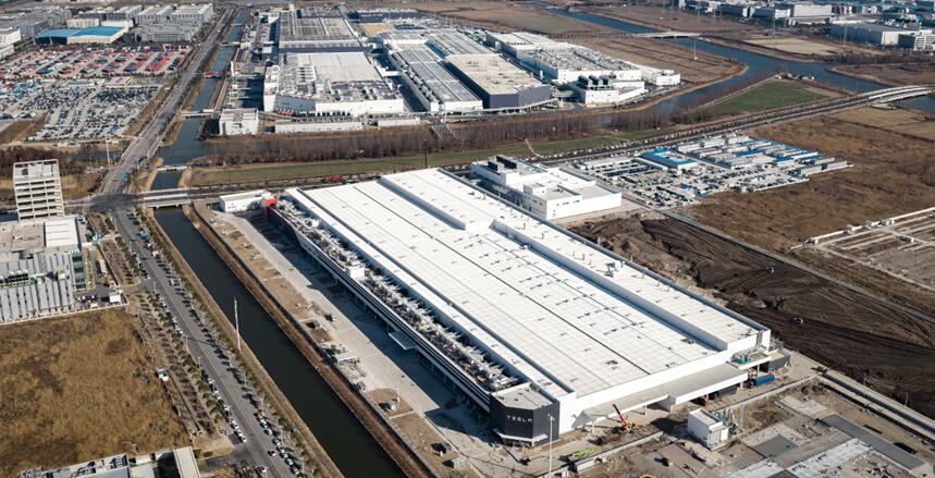 上海储能超级工厂投产,马斯克预测特斯拉能源业务将增长至少50%插图2 上海储能超级工厂投产,马斯克预测特斯拉能源业务将增长至少50%插图2