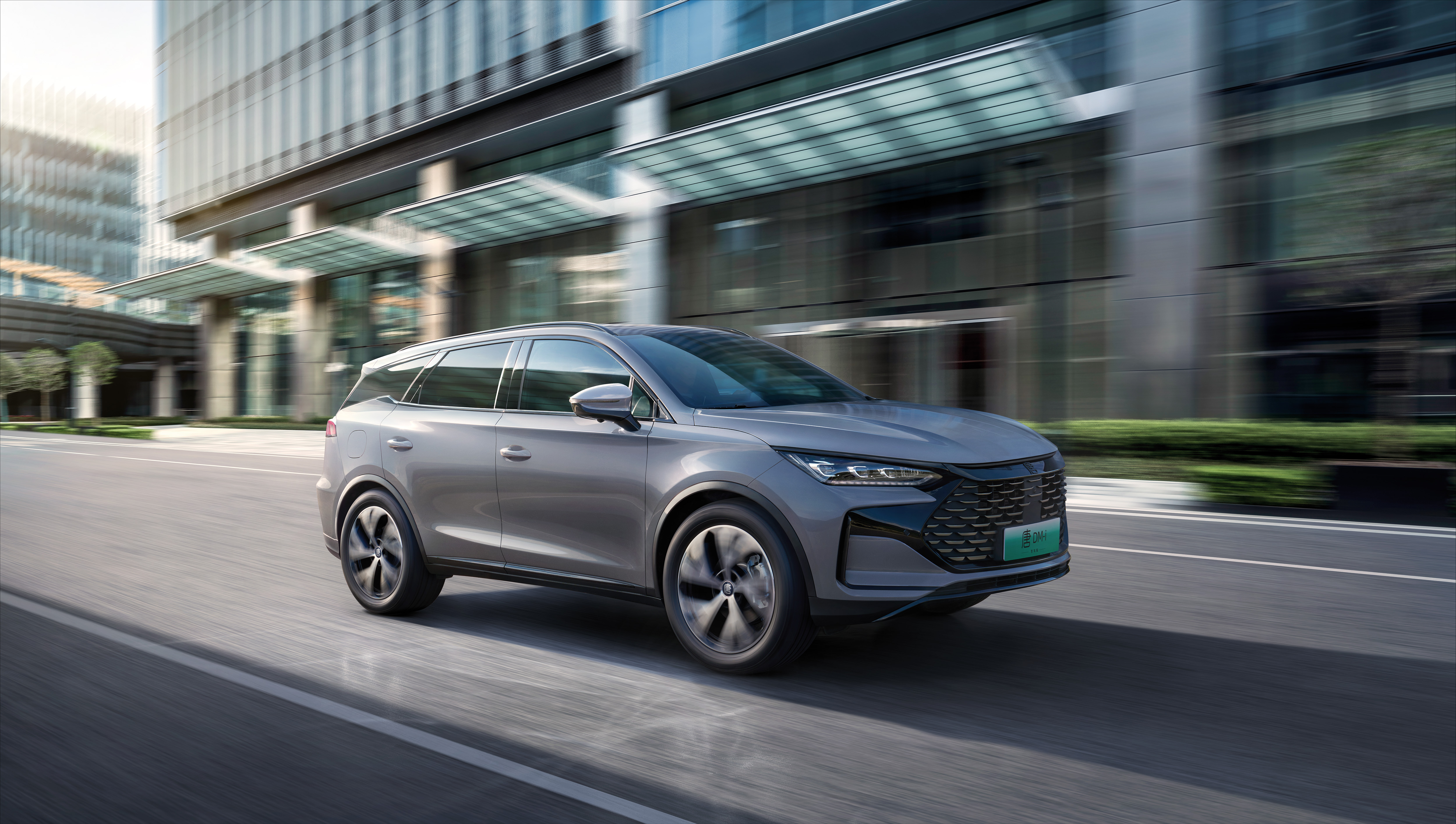 唐DM-i智驾版带来三大进化，17.98万起的价格加配不加价插图5